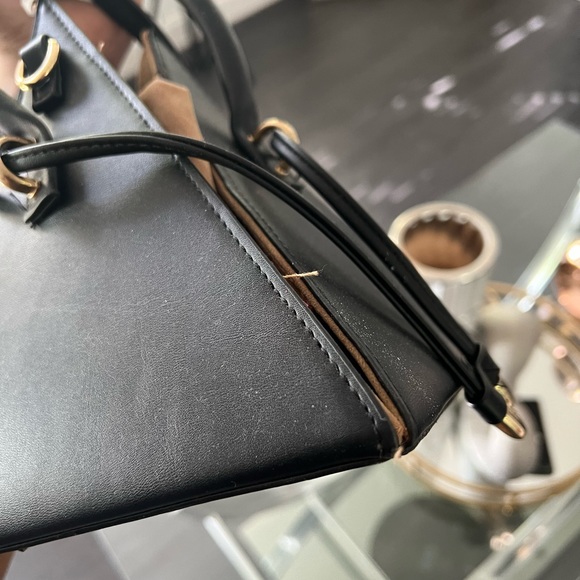 Pyramid Top Handle Bag - Picture 4 of 5